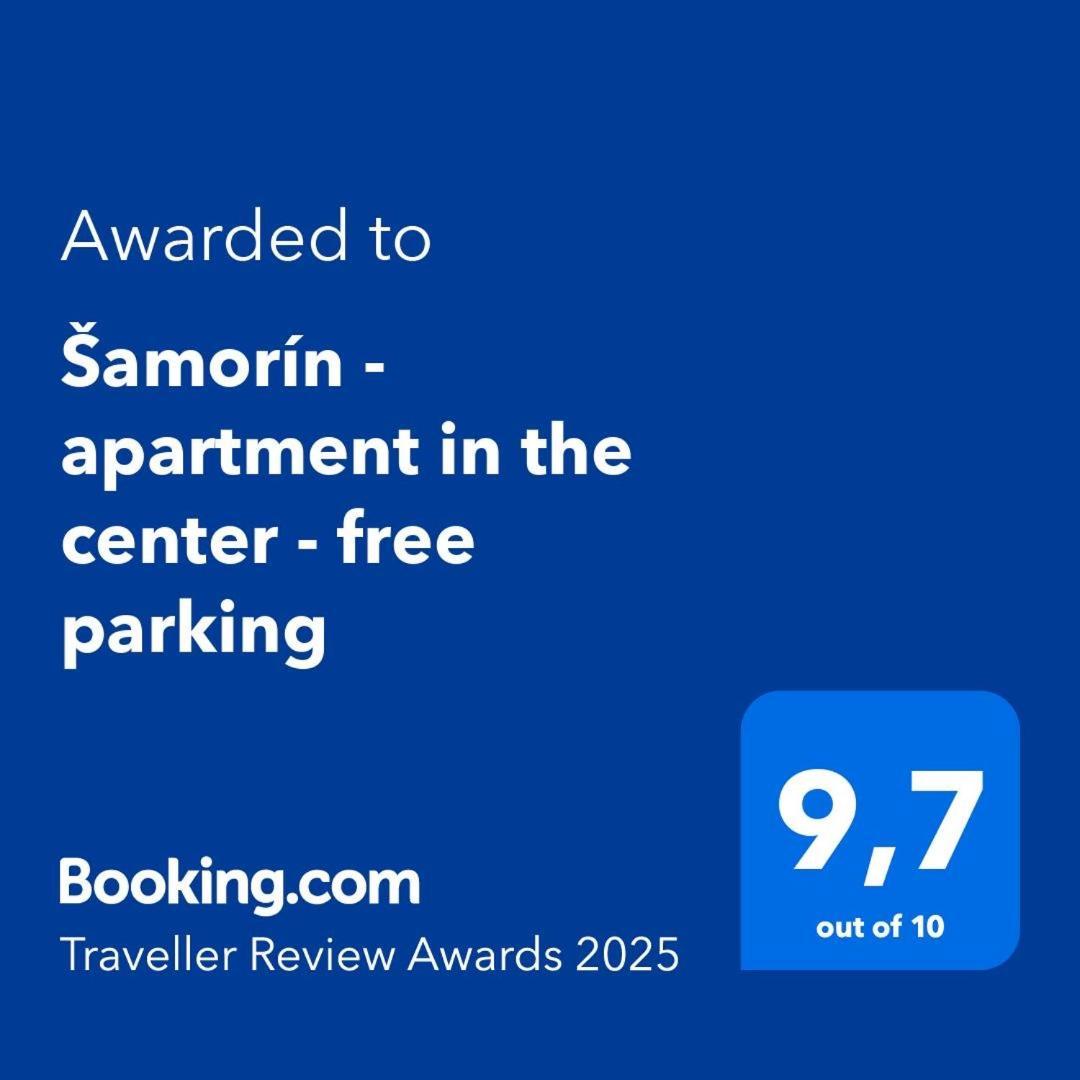 Samorin - Apartment In The Center - Private Parking - Klimatizacia Luaran gambar